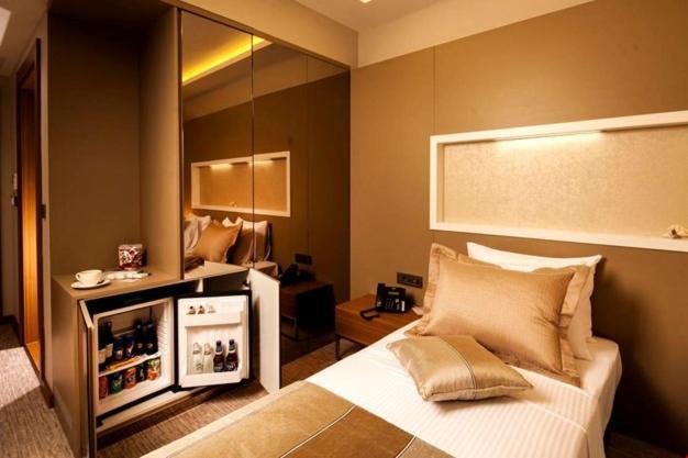 Majura Hotel Business İzmir Extérieur photo