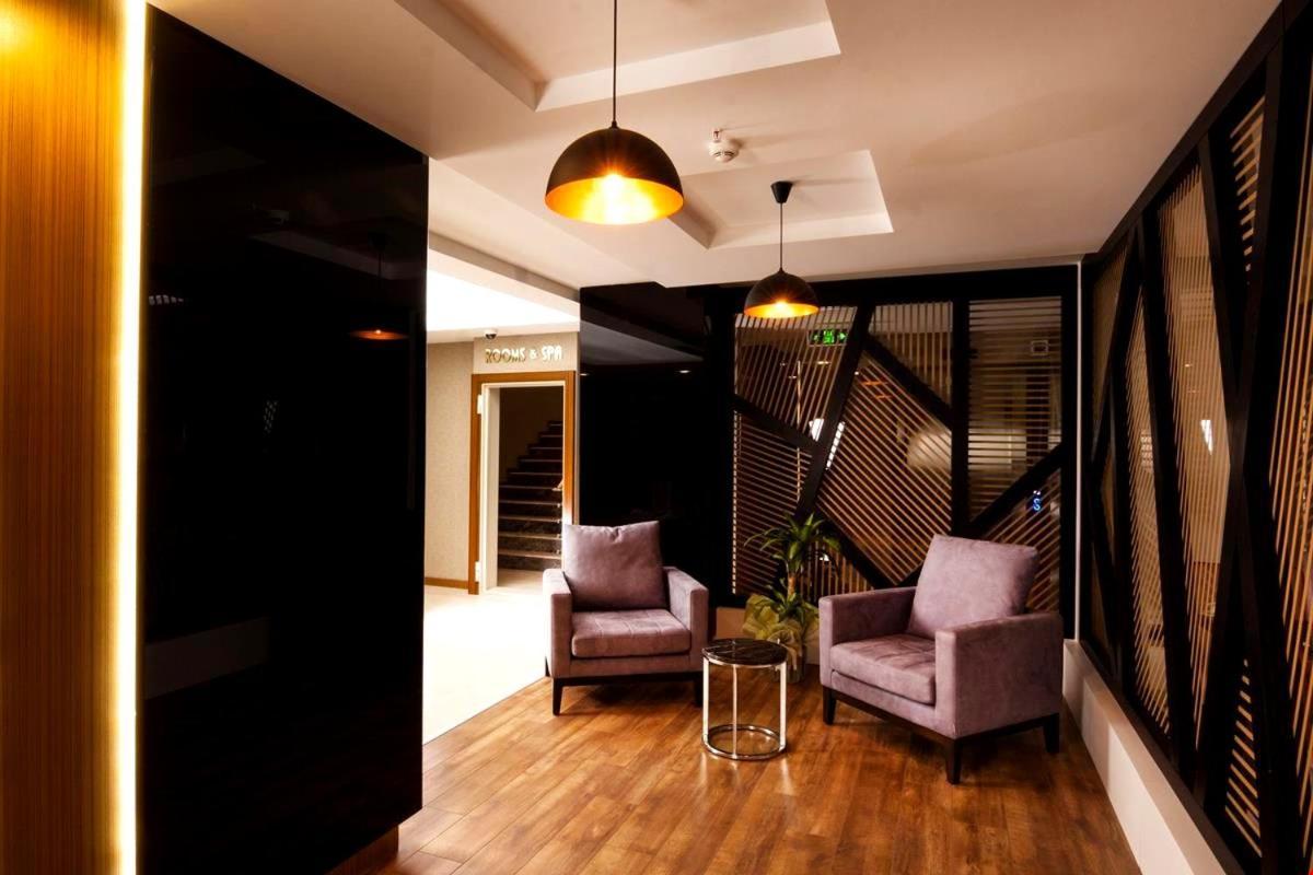 Majura Hotel Business İzmir Extérieur photo